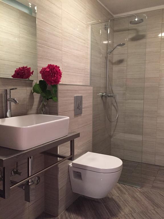 Holiday Home Maver Forty Porec Bagian luar foto