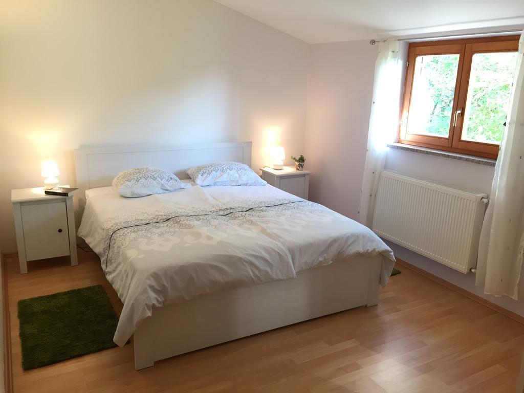 Holiday Home Maver Forty Porec Bagian luar foto